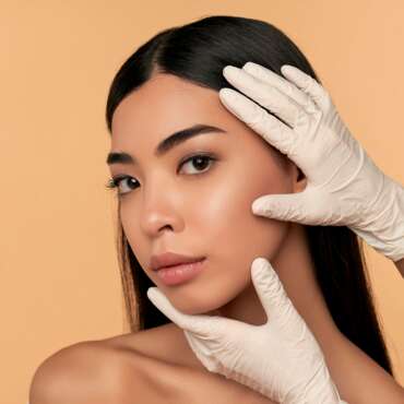Filler Bibir: Manfaat, Prosedur & Harga di C Derma